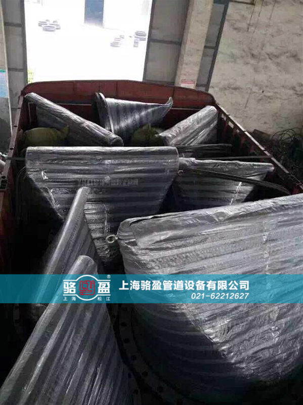 大批量法蘭式<a href=http://m.americhimarketing.com/ target=_blank class=infotextkey><a href=http://m.americhimarketing.com target=_blank class=infotextkey>鴨嘴閥</a></a>發貨現場